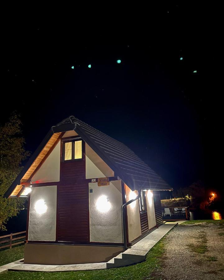 Zoranovi Konaci Villa Jevtici Exterior photo